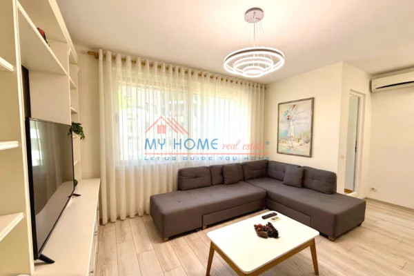 Shtepi me qera Apartament ne Tirane, 1+1, Mobilimi E mobiluar, Pagesa 900  Euro.