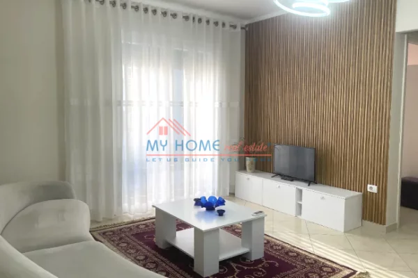 Shtepi me qera 1+1 ne Tirane - 650 Euro