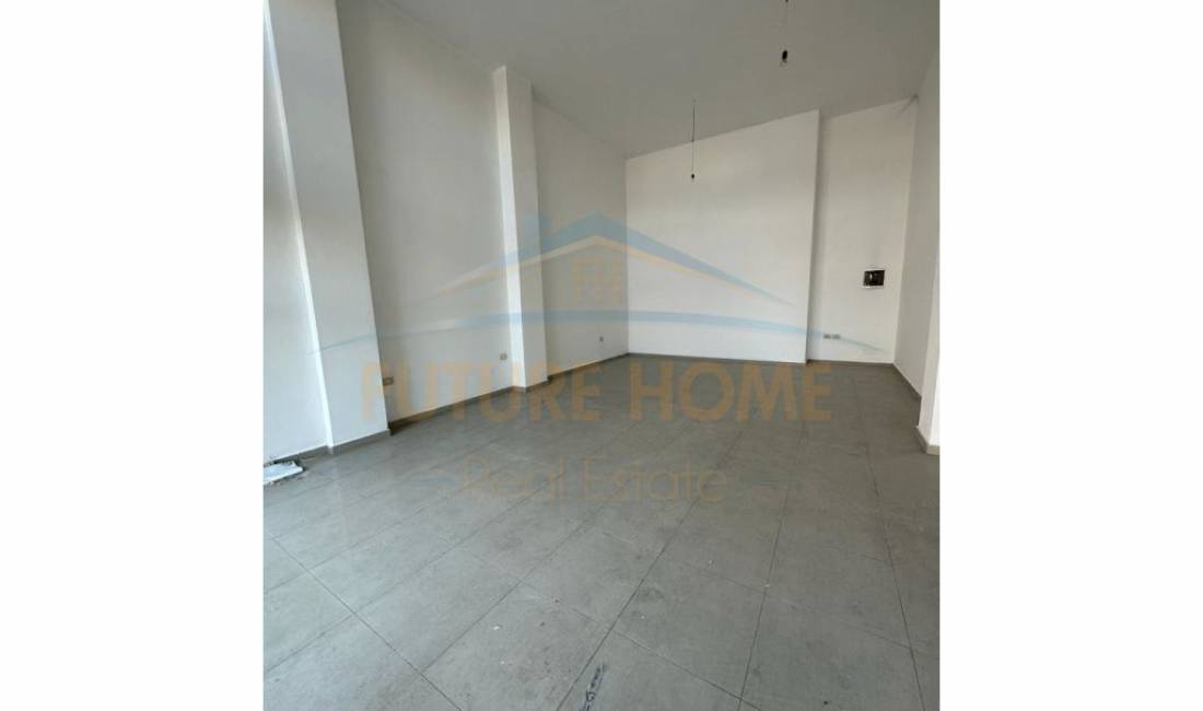 Shitet, Ambient Biznesi, Jordan Misja UNA34198