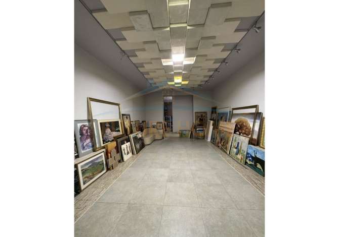 Business Property in Sale 3+1 in Tirana - 330,000 Euro