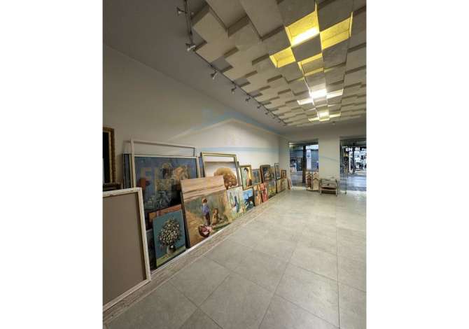 Business Property in Sale 3+1 in Tirana - 330,000 Euro