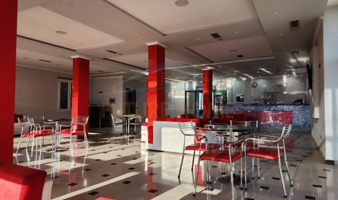 Qera, Ambient Biznesi, Sauk 