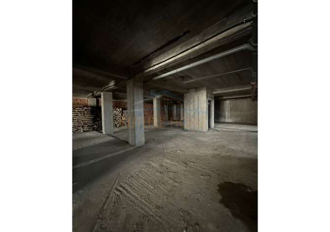 Business Property in Sale 1+1 in Tirana - 230,000 Euro