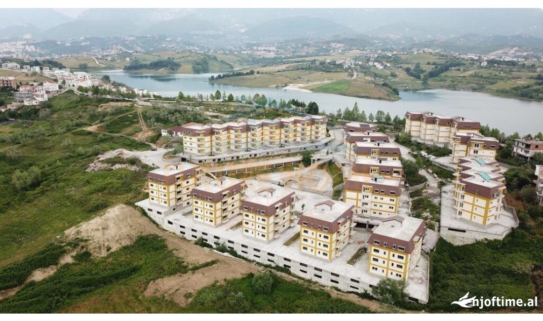 Shtepi ne shitje Apartament ne Tirane, 3+1, Mobilimi E mobiluar, Pagesa 355,000  Euro.