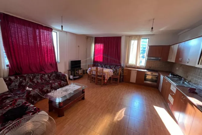 Shitet, Apartament 2+1, Zogu i Zi, Tirane