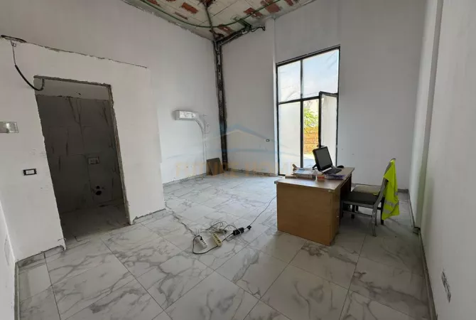 Business Property in Sale 1+1 in Tirana - 82,000 Euro