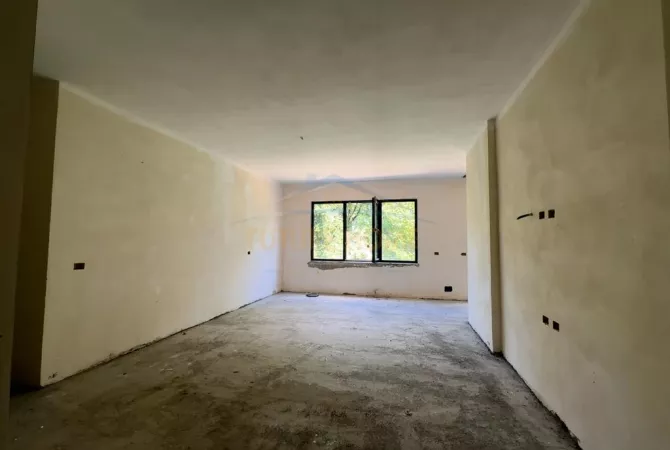 Apartment for sale in Tirana 2+1, Emty