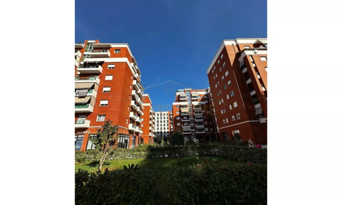 Qera, Ambient, Njesi biznesi, Unaza e Re  PRM45987