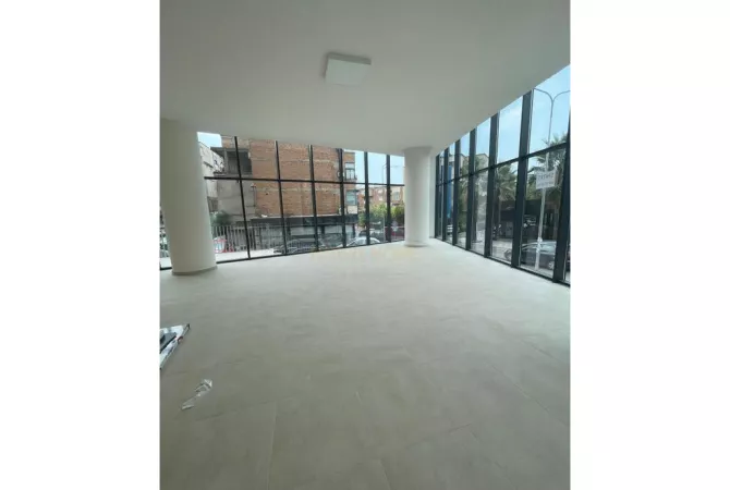 Business Property in Sale 1+1 in Tirana - 735,000 Euro