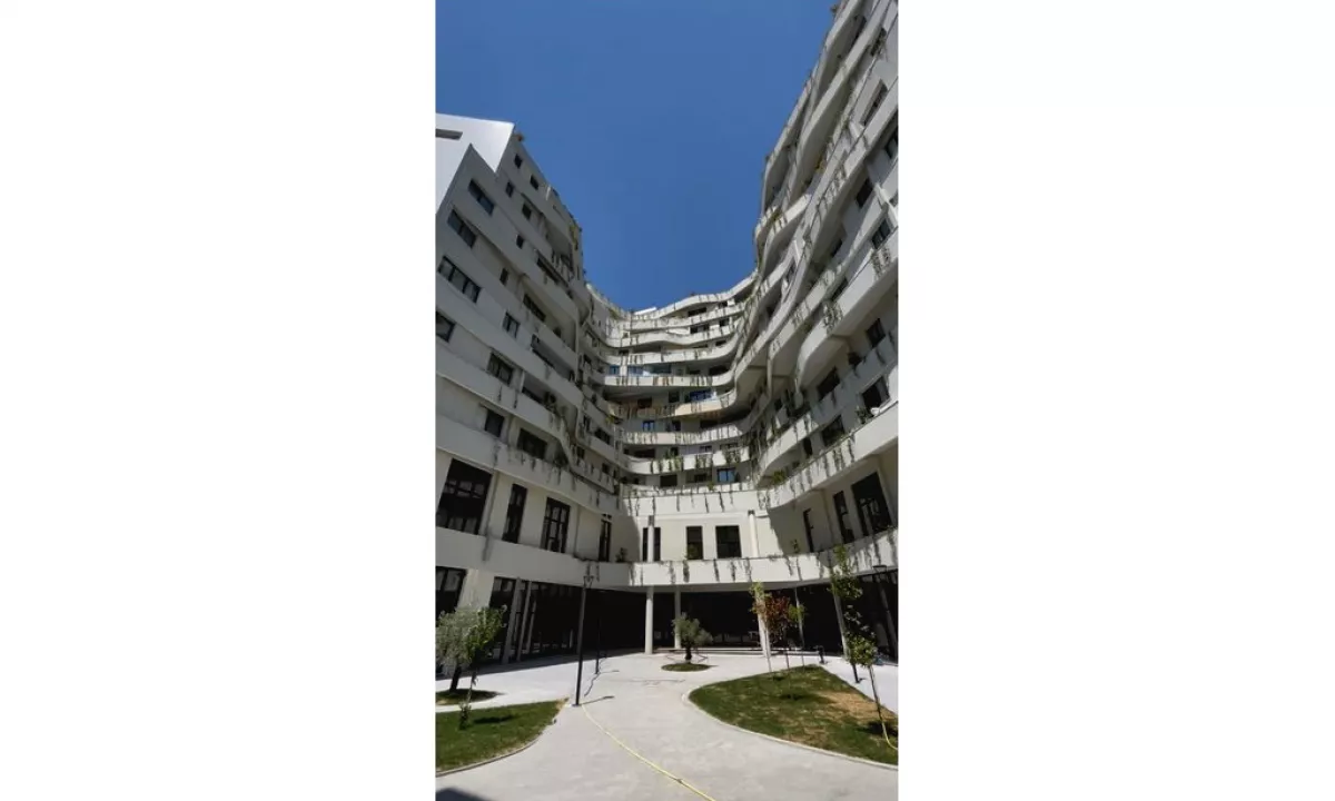 Appartamento in vendita a Tirana 2+1, Vuoto