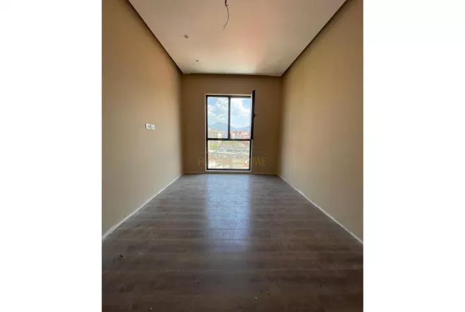 Appartamento in vendita a Tirana 2+1, Vuoto