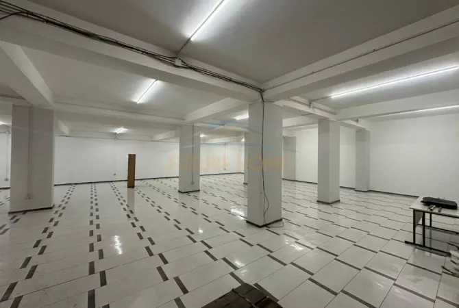 Business Property in Sale 1+1 in Tirana - 420,000 Euro