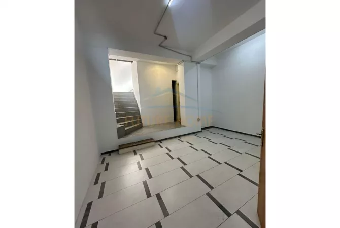 Business Property in Sale 1+1 in Tirana - 420,000 Euro