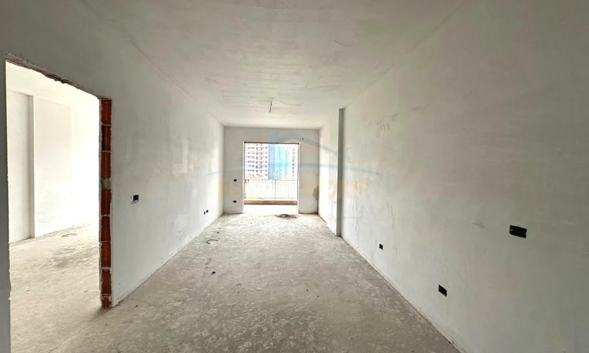 Shtepi ne shitje Apartament ne Tirane, 1+1, Mobilimi Bosh, pa mobiluar, Pagesa 89,500  Euro.