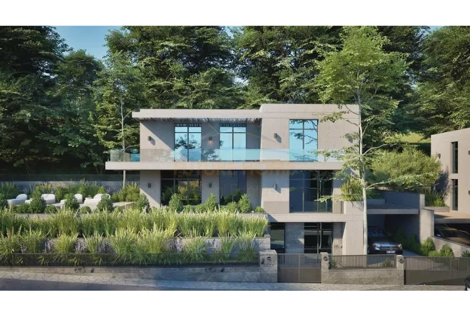 Shtepi ne shitje Vila Luksoze ne Tirane, 4+1, Mobilimi Bosh, pa mobiluar, Pagesa 807,000  Euro.