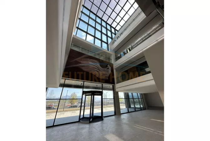 Ambient biznesi me qera 6+1 ne Tirane - 30,000 Euro