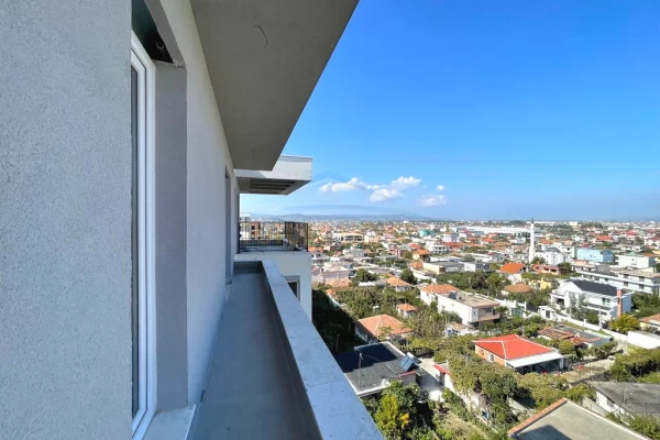 Appartamento in vendita a Tirana 2+1, Vuoto