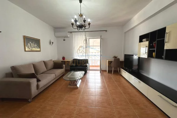 Qera, Apartament 1+1, Rruga Karl Gega, Tiranë