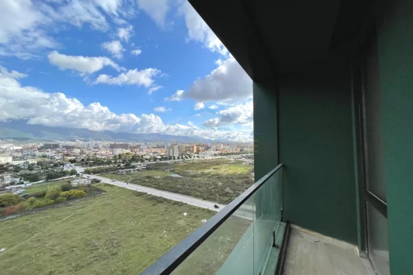 Appartamento in vendita a Tirana 3+1, Vuoto