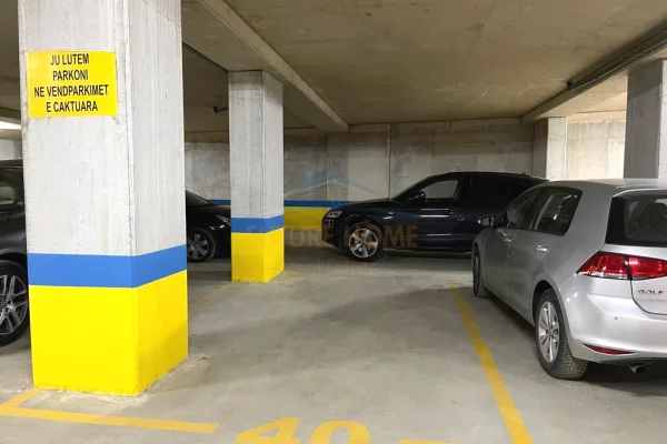 Appartamento in vendita a Tirana 3+1, Vuoto