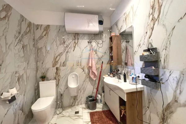 Casa privata/Indipendente in vendita a Tirana 2+1, Arredato