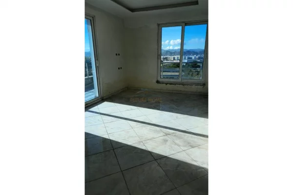 Appartamento in vendita a Tirana 2+1, Vuoto