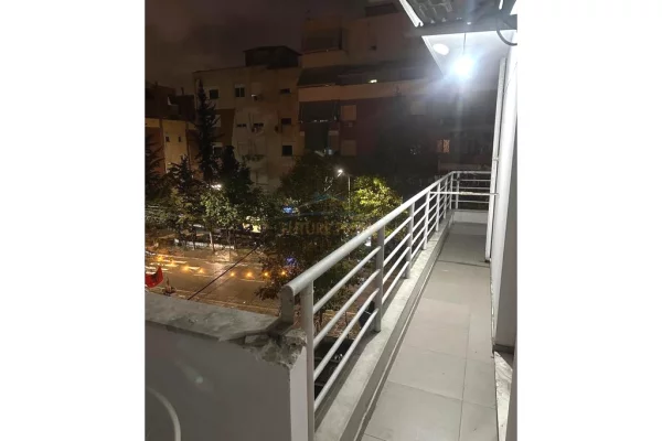 Shtepi me qera Apartament ne Tirane, 2+1, Mobilimi E mobiluar, Pagesa 600  Euro.