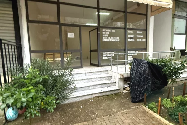 Business Property in Sale 1+1 in Tirana - 100,000 Euro