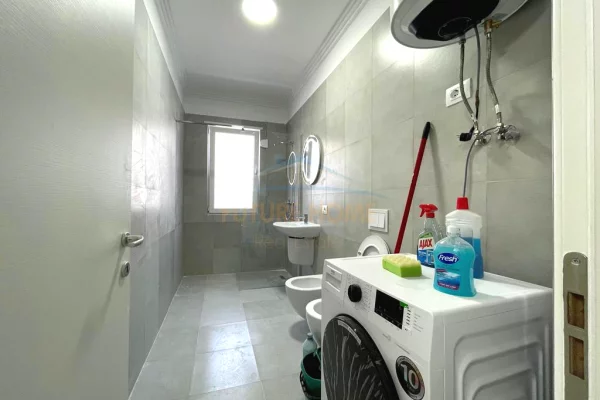 Shtepi me qera Apartament ne Tirane, 2+1, Mobilimi E mobiluar, Pagesa 550  Euro.
