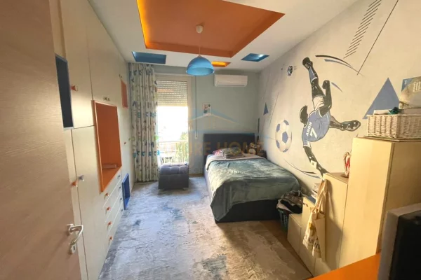 Shtepi ne shitje Apartament ne Tirane, 2+1, Mobilimi E mobiluar, Pagesa 255,000  Euro.