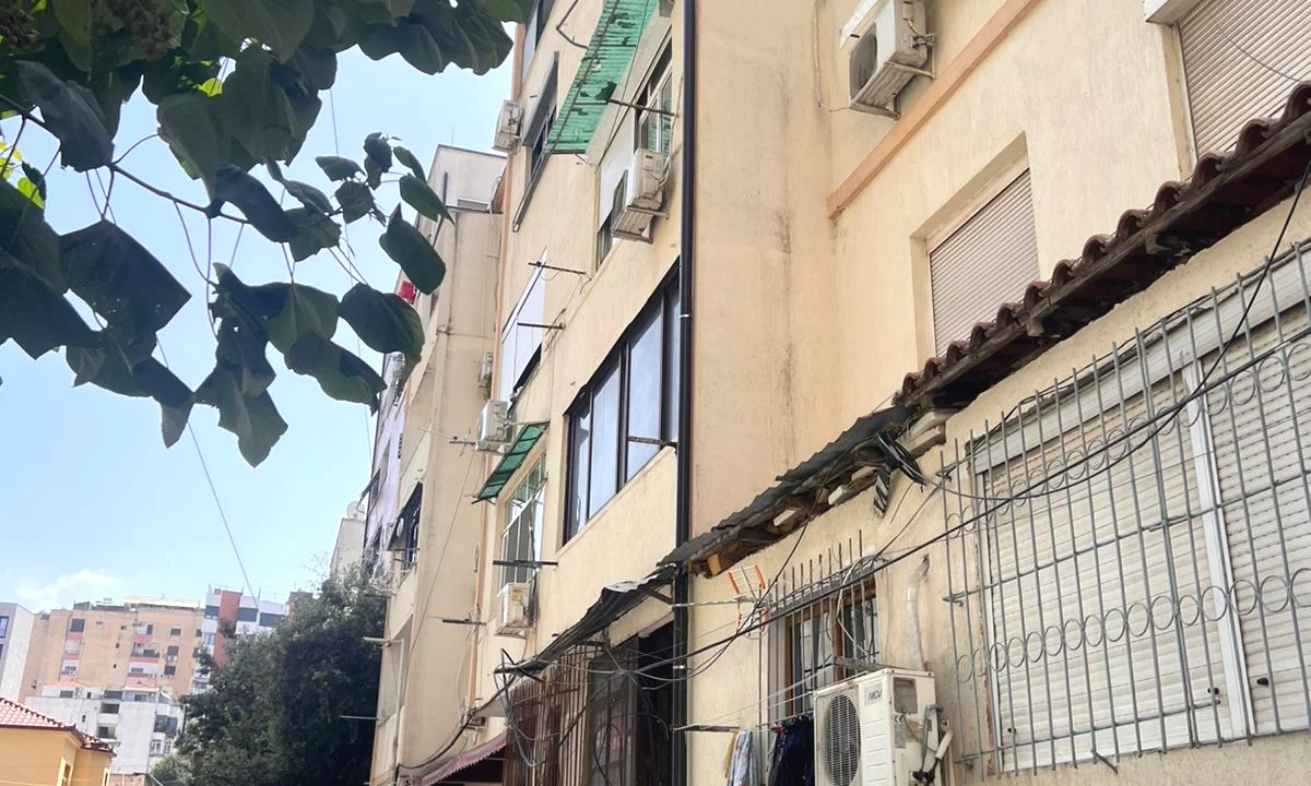 Shtepi ne shitje Apartament ne Tirane, 2+1, Mobilimi E mobiluar, Pagesa 220,000  Euro.