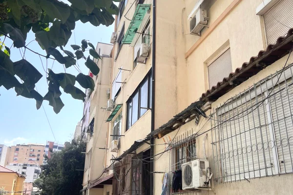 Shtepi ne shitje 2+1 ne Tirane - 220,000 Euro