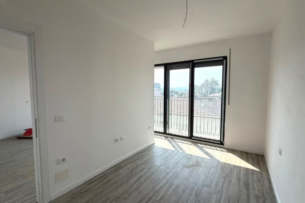 Qira, Apartament 2+1