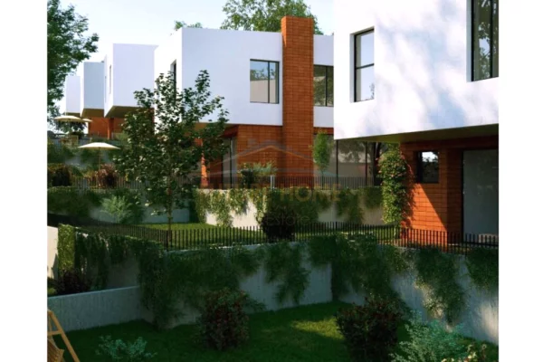 Shtepi ne shitje Apartament ne Tirane, 3+1, Mobilimi E mobiluar, Pagesa 393,000  Euro.