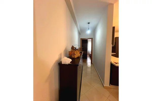 Shtepi me qera Apartament ne Tirane, 2+1, Mobilimi E mobiluar, Pagesa 65,000  Leke.