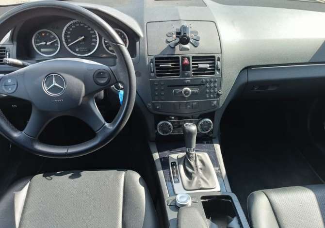 Noleggio Auto a Tirana - 35 Euro