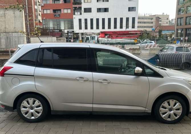 Noleggio Auto a Tirana - 30 Euro