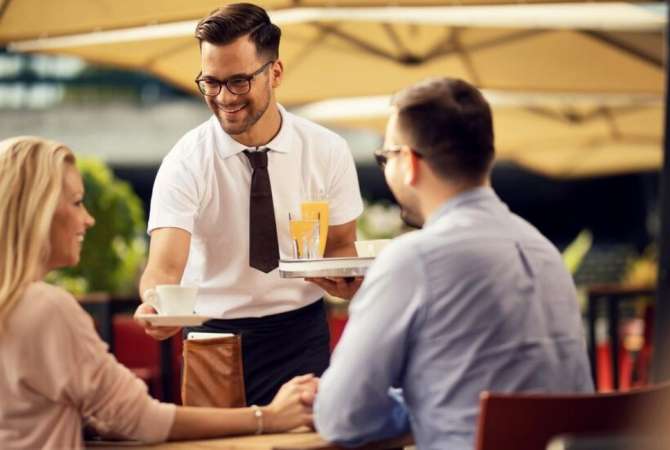 Job Offers for - Kamarier/e - ⁠Ndihmes Kamarier/e - ⁠Banakier - ⁠Ndihmes Banakiere - ⁠Kuzhinier/e - ⁠Tiganist - ⁠Sallatier/e - ⁠Ndihmes Kuzhinier/e - ⁠Shef ekzekutiv in Saranda