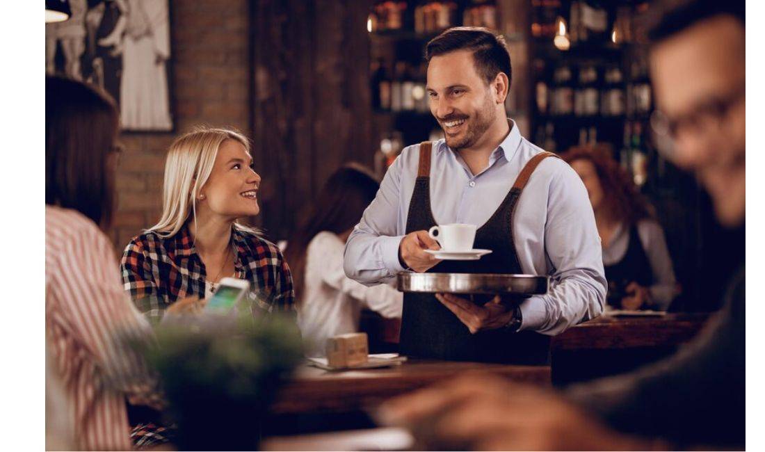 Job Offers in Tirana, Profession kamarier/e dhe  banakier/e  , Beginner/Little experience, Payment 45,000  Leke.