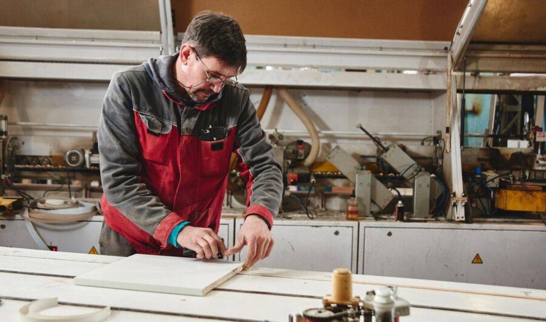 Job Offers in Tirana, Profession marangoz  , With experience, Payment By Agreement.