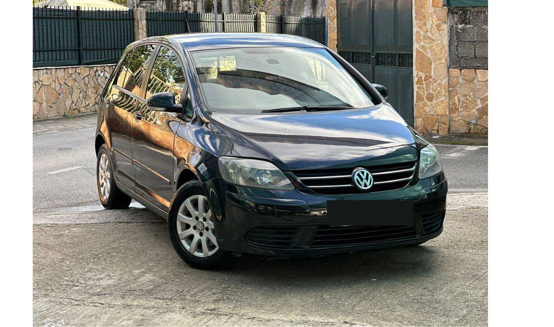 🚨Makina me Qera🚨Golf 5 me cmim ekonomik 35 Euro  Rinas , Tirane . 