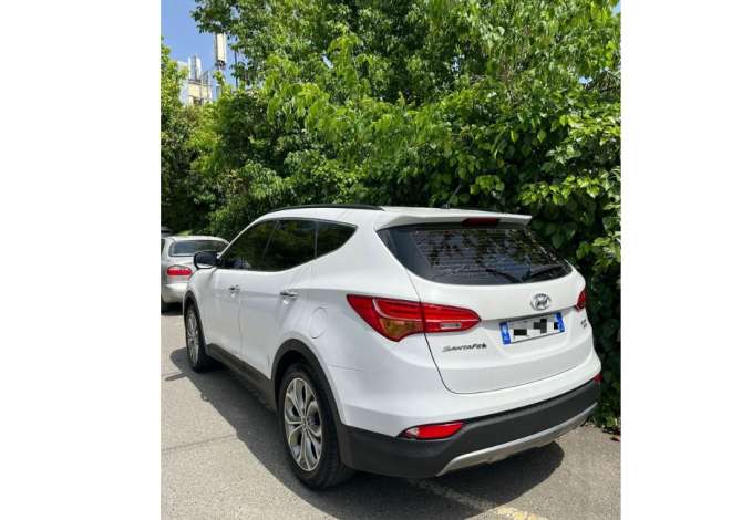 Makina me qera  ne Rinas Tirane -Hyundai Santa Fe (7 vendeshe) 60 euro dita