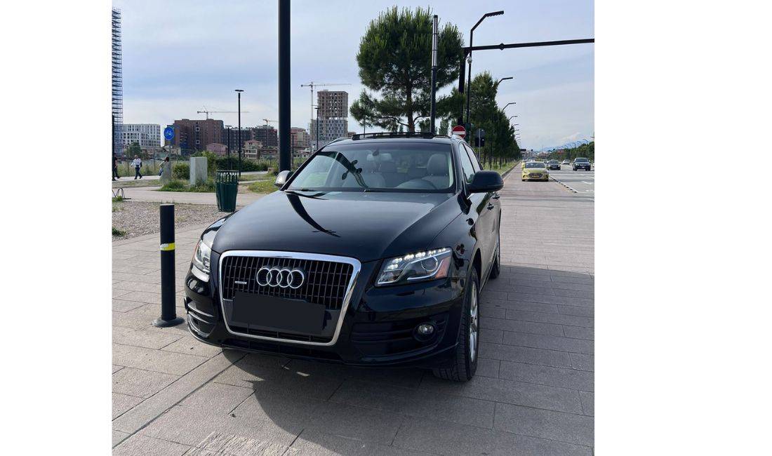 Makina me Qera Audi Q5 duke nisur nga 50 Euro Dita Rinas