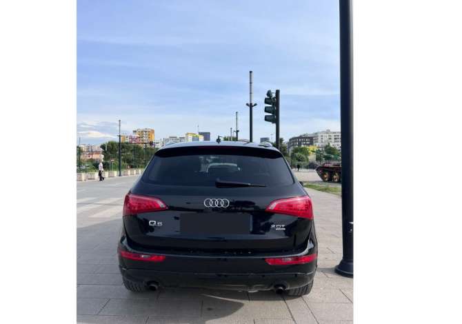 Makina me Qera Audi Q5 duke nisur nga 50 Euro Dita Rinas