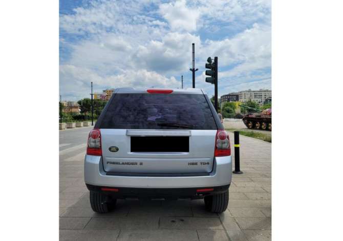 Makina me Qera Land Rover duke nisur nga 45 Euro/Dita Rinas