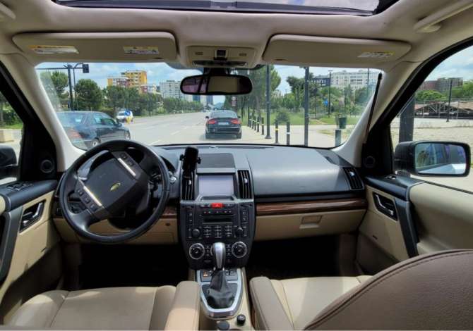 Makina me Qera Land Rover duke nisur nga 45 Euro/Dita Rinas