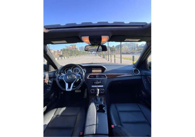 Noleggio Auto a Tirana - 45 Euro