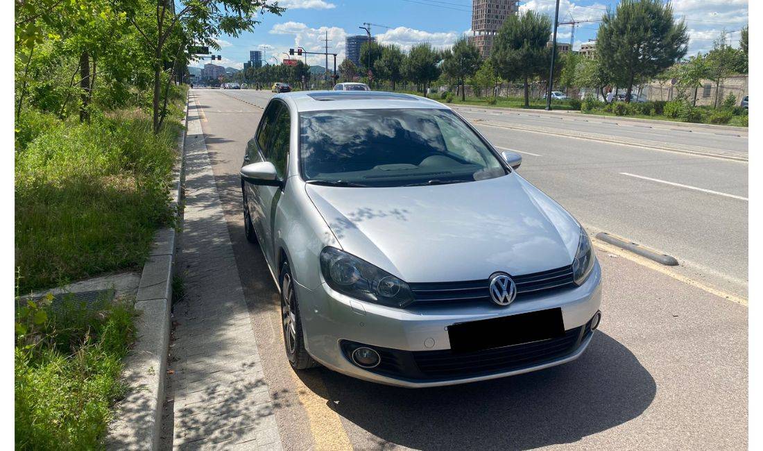 Makina me Qera Volkswagen Golf 6 40 Euro/Dita. Rinas