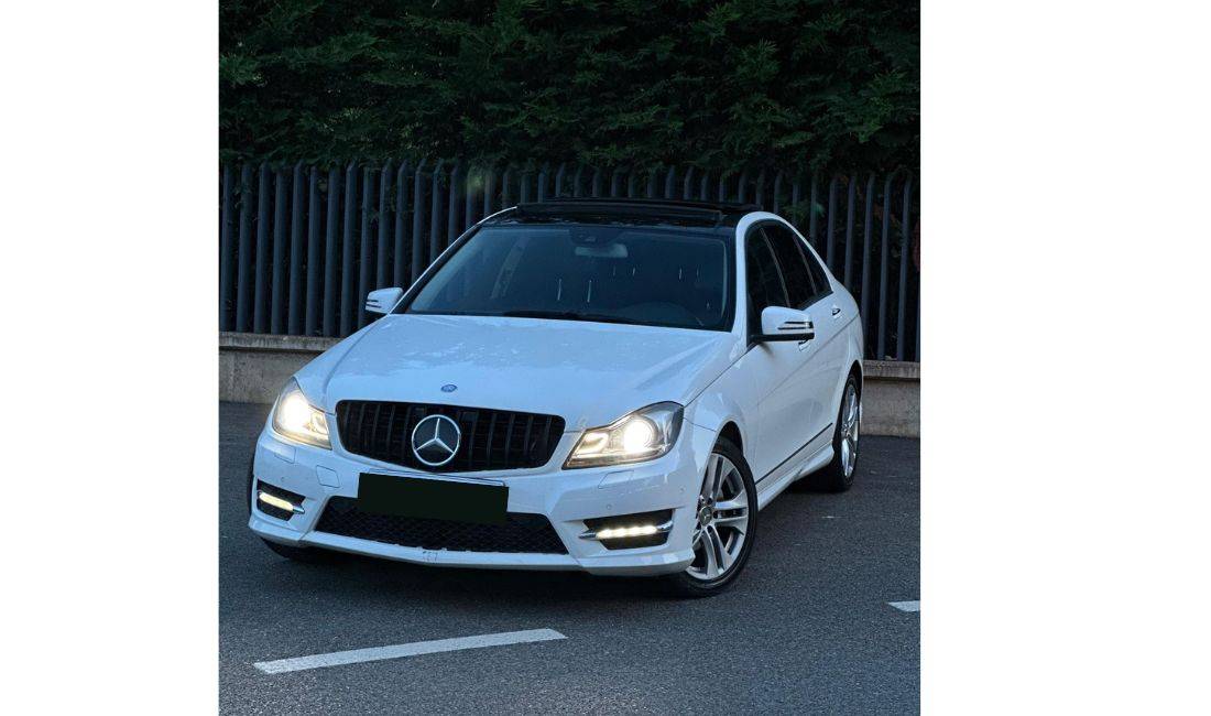Makina me Qera ne Rinas Tirane Mercedes Benz C Class 50 Euro/Dita 