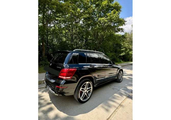 Noleggio Auto a Tirana - 100 Euro